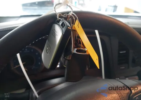 2017 Toyota Sienna Xle 8 Passenger from USA, damaged, VIN 5TDYZ3DC9HS797579